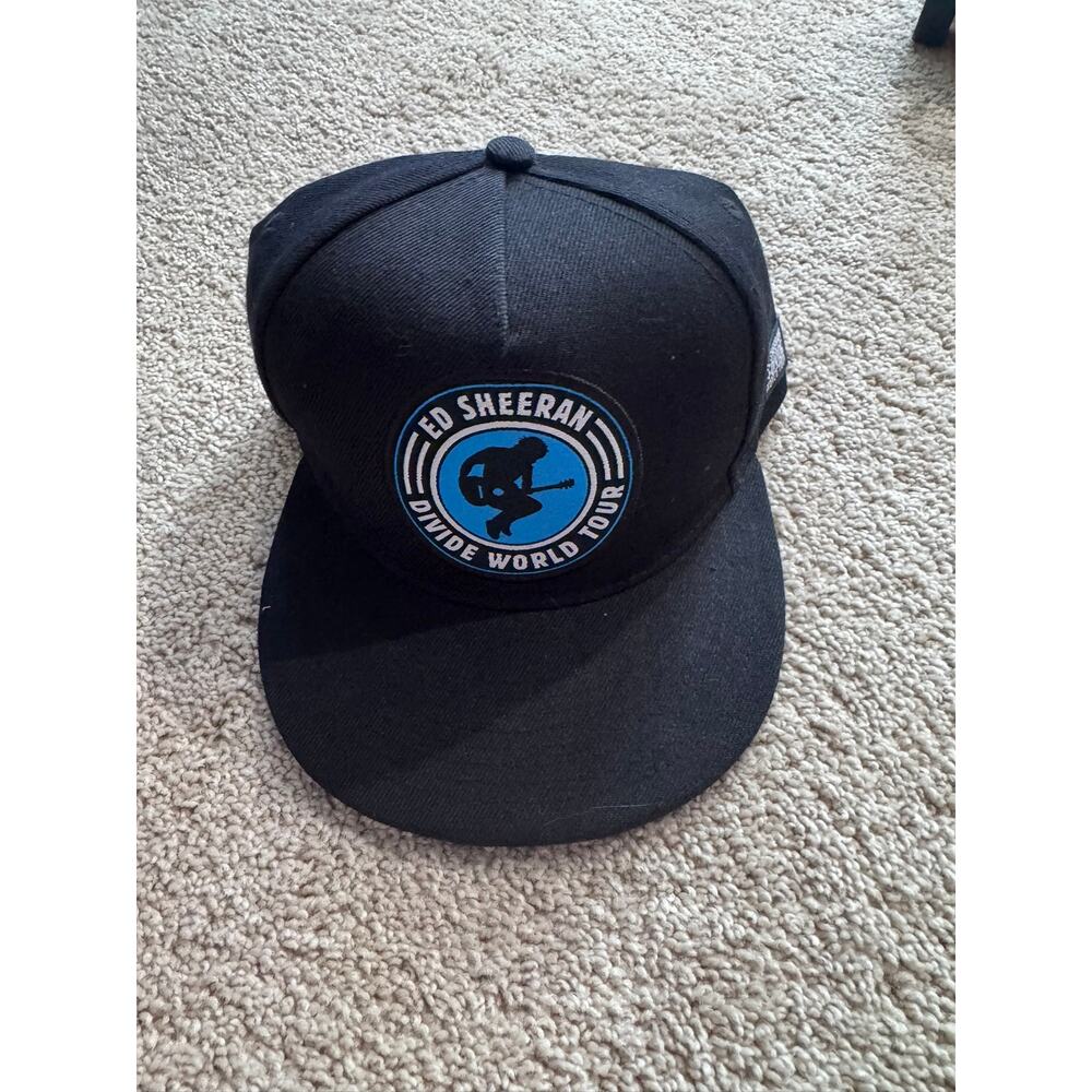 NWOT Ed Sheeran Divide World Tour Band Snapback Hat Black Baseball Cap One Size